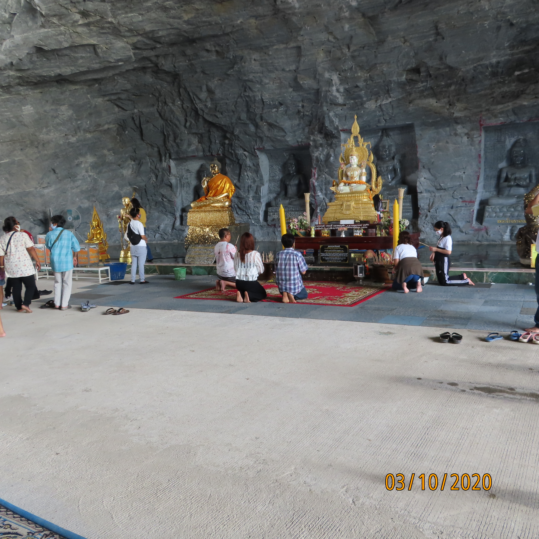 Wat Khao Tham Thiam-img_9859-jpg