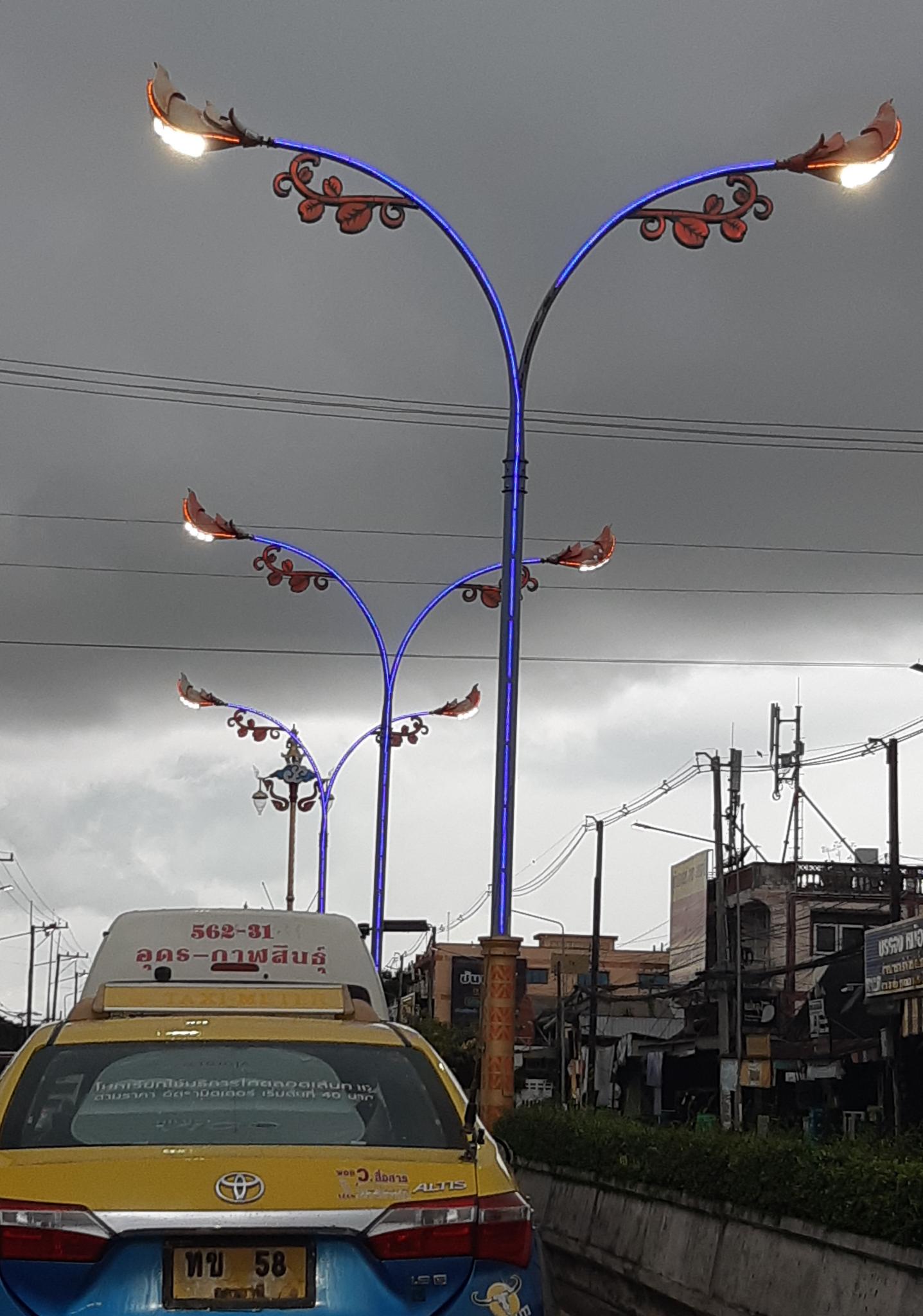 Thailand's arty street light designs - post your photos here-udon-jpg