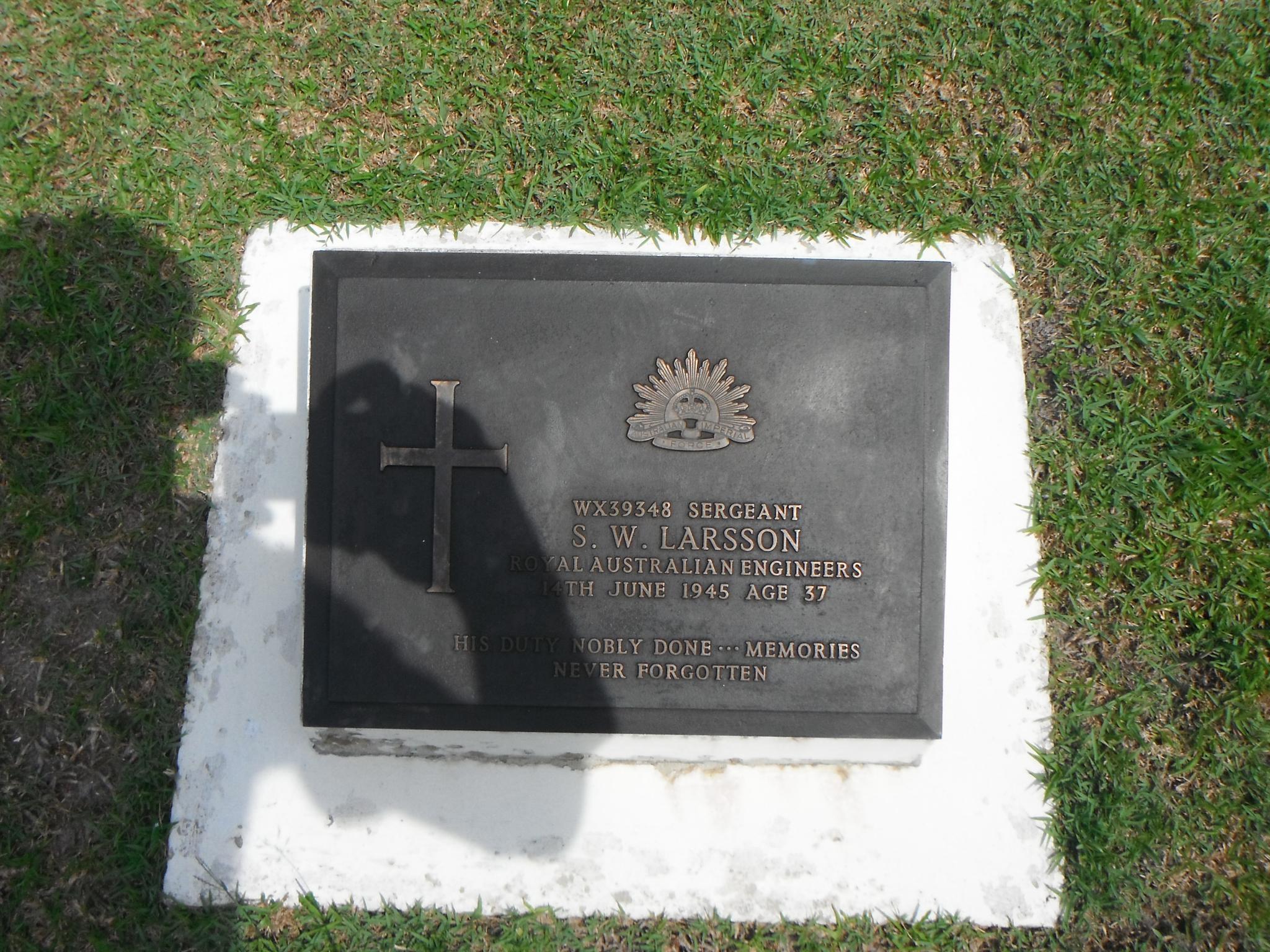 A Visit of Labuan War Cemetery-_scf1742-jpg