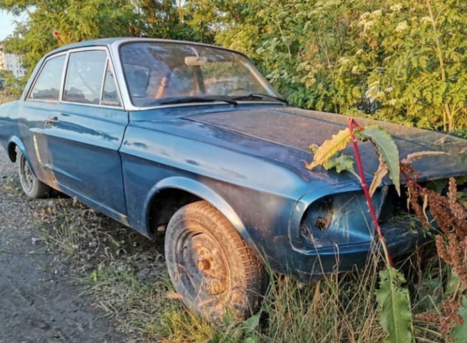 Abandoned cars picture thread-20201112_212044-jpg
