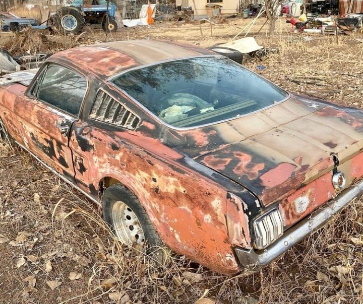Abandoned cars picture thread-20210116_015118-jpg
