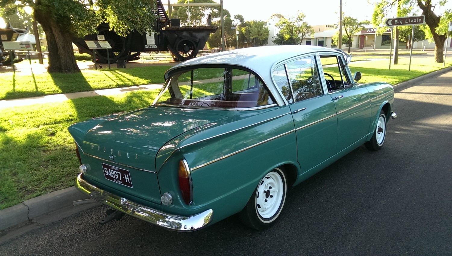 Post the family car when you were a kid.-1962-hillman-super-minx-jpg