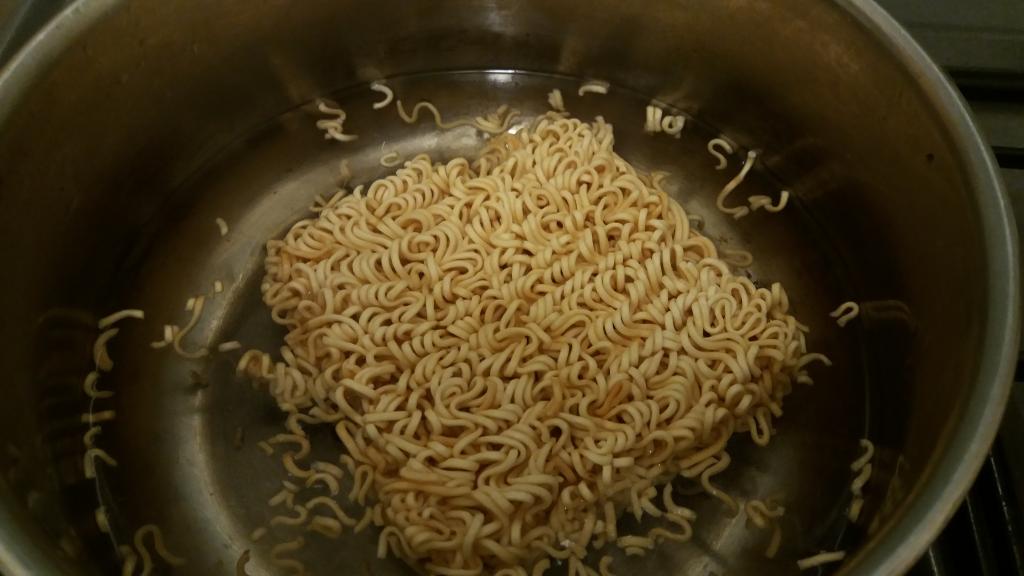 How to cook Mama noodles correctly.-20190904_203021-jpg