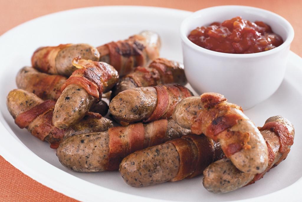 Price Point.-bacon-wrapped-chipolatas-1028-1-jpg