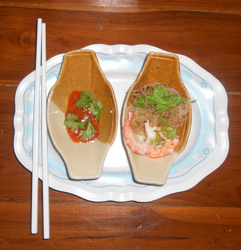 Dinner-goong-ob-woonsen-pantai-sukiyaki-sauce