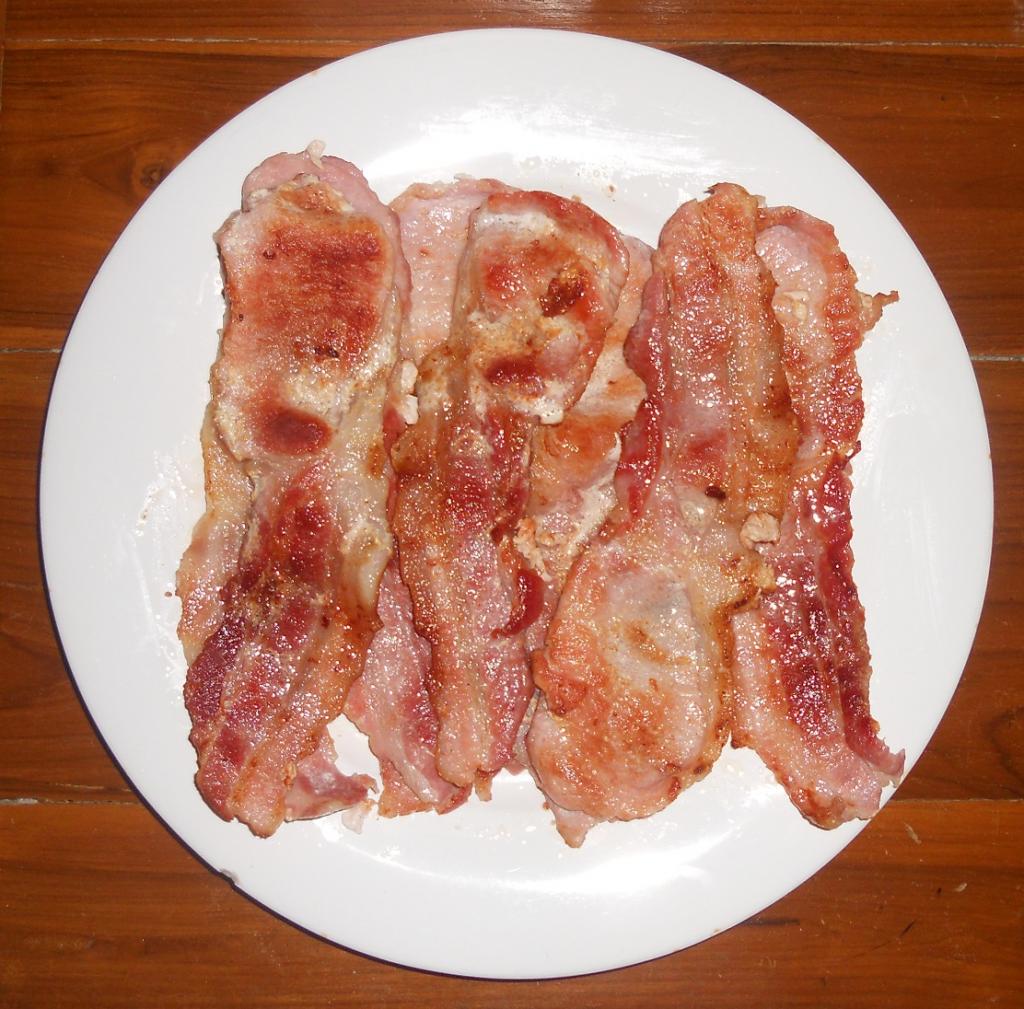 Breakfast-back-bacon-cooked-dscn1574-jpg