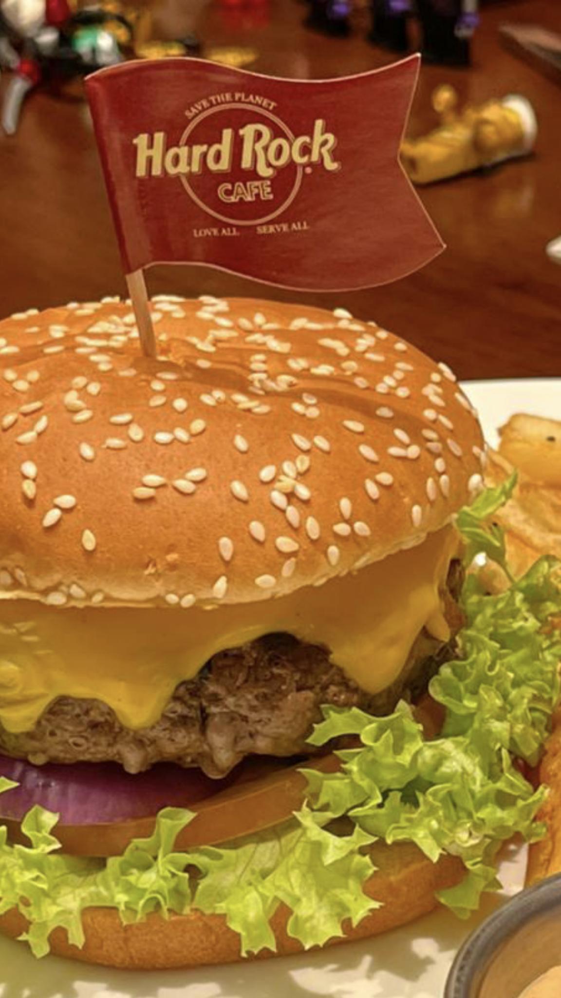 The perfect burger-a303644d-1481-4d2f-b211-eeaa5cf321ff-jpg