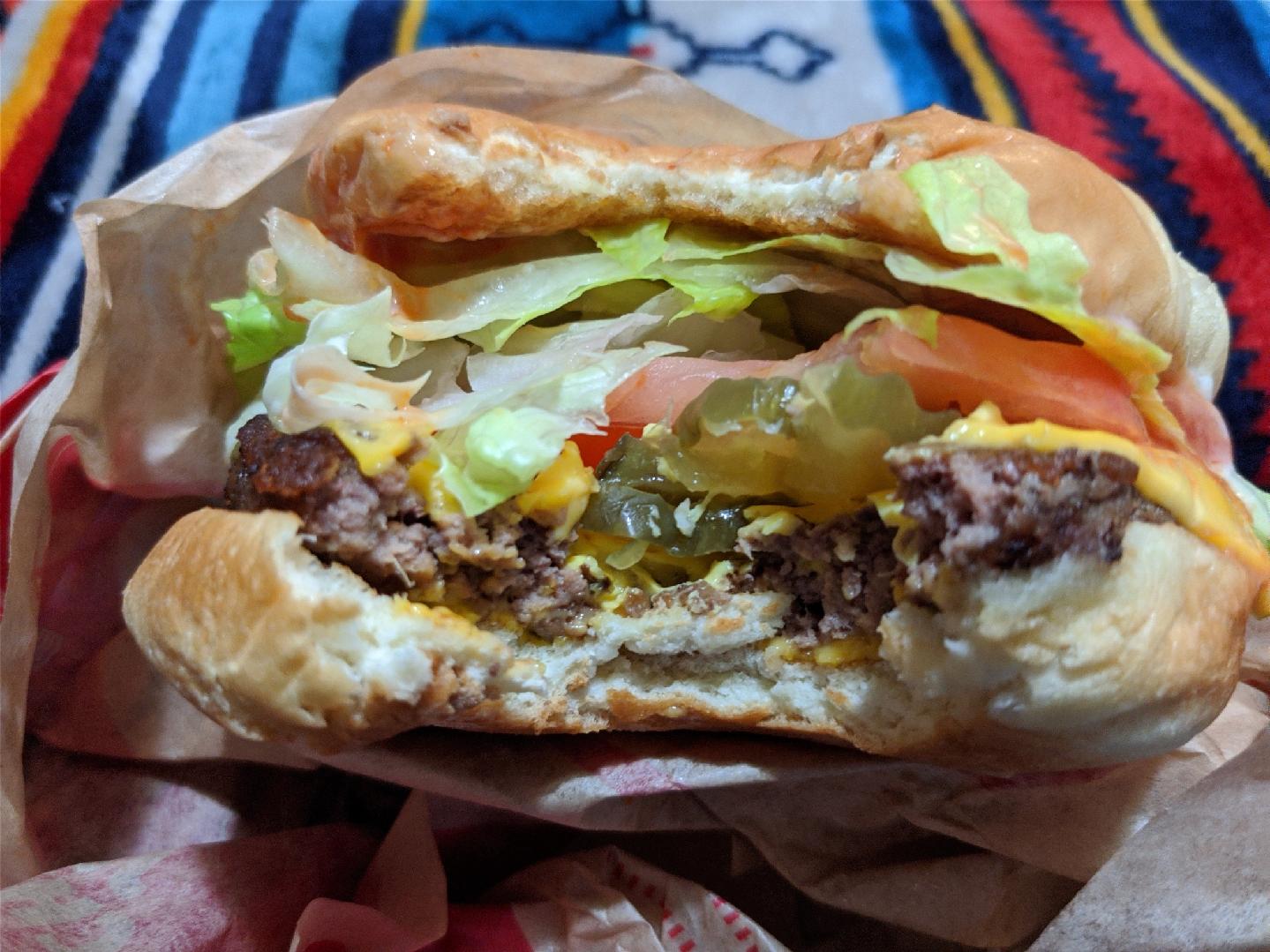 The perfect burger-yyqcdkv-jpg