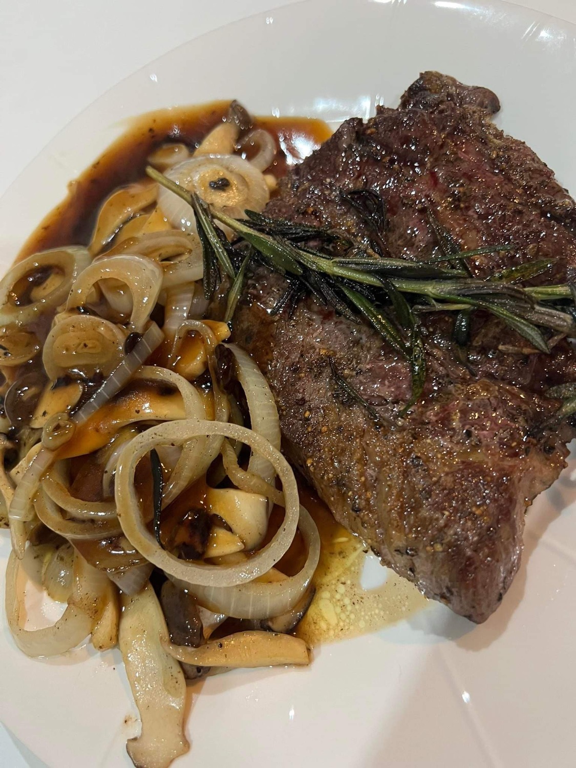 Dinner-e3df6146-13ea-4e86-9723-3bbd5d3b1e0c-jpeg