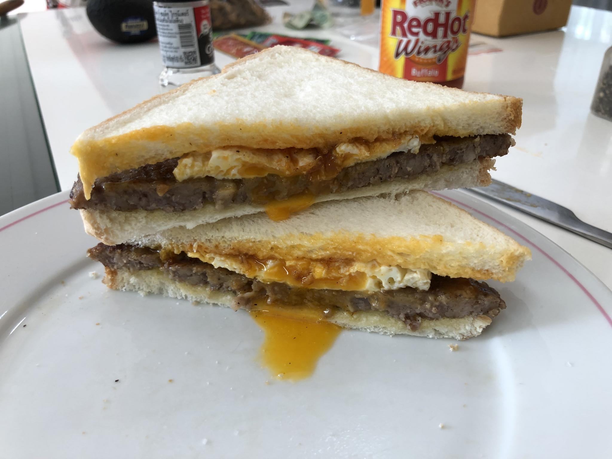 Breakfast-565bcd6c-4b09-476e-b94c-78bbf2d306c2-jpg