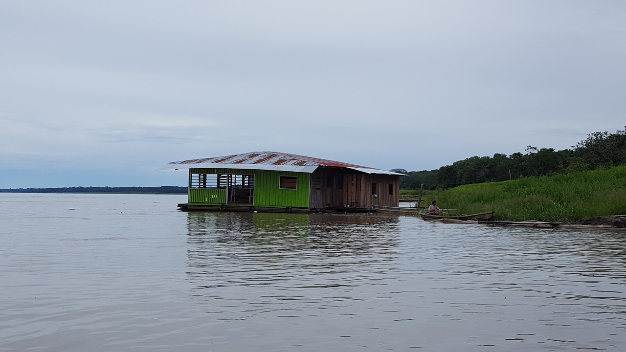 The Amazon-river-house-jpg