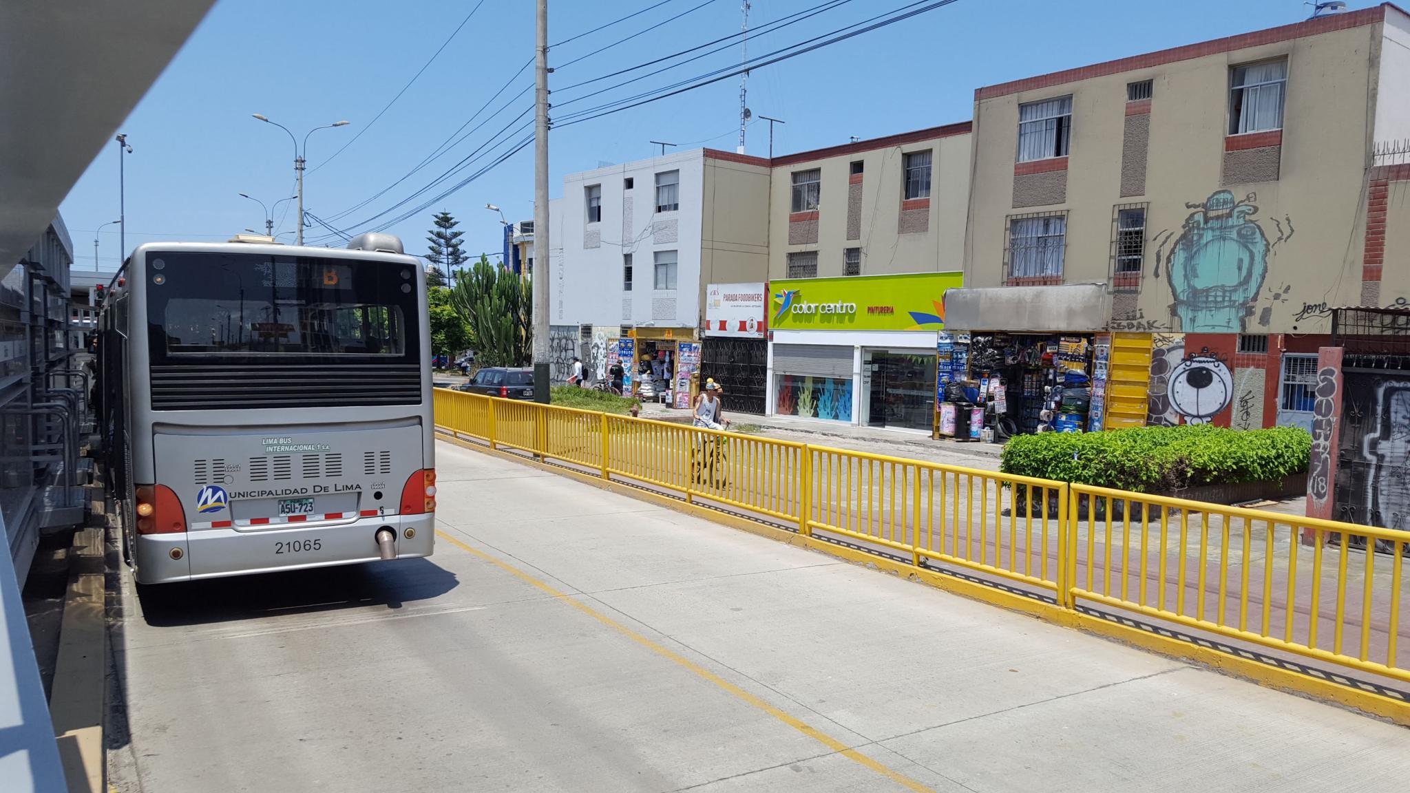 Peru: Lima, Cusco and Machu Picchu-bus-lane-jpg