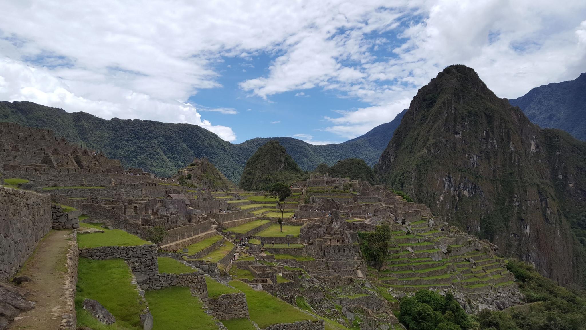 Peru: Lima, Cusco and Machu Picchu-macho-entrance-jpg