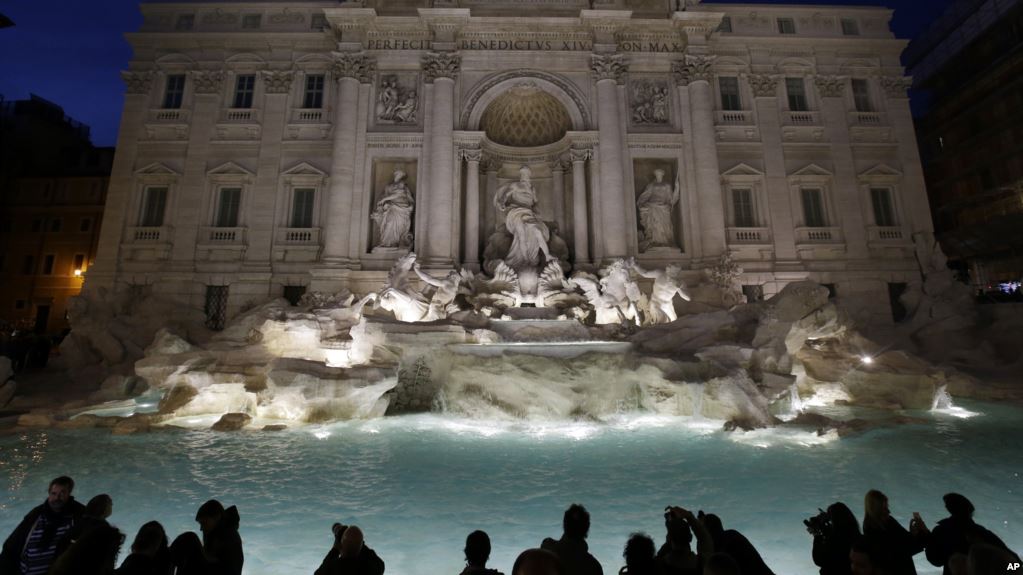 Cash-strapped Rome Starts Claiming Trevi Fountain Coins-290955f9-26af-438d-8ff6-e7118591e3cf_cx0_cy15_cw0_w1023_r1_s-jpg