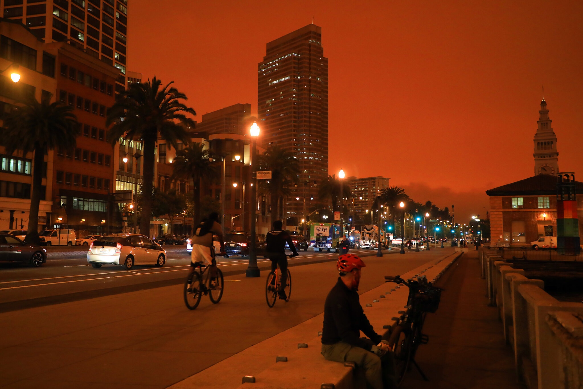 The entire Western US is ablaze in massive wild fires-09fires-sky03alt-superjumbo-jpg