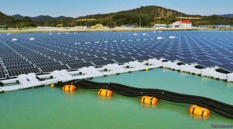 Vietnam s First Floating Solar Power Plant Project Endorsed vietnam-s-first-floating-solar-power-plant-project-endorsed
